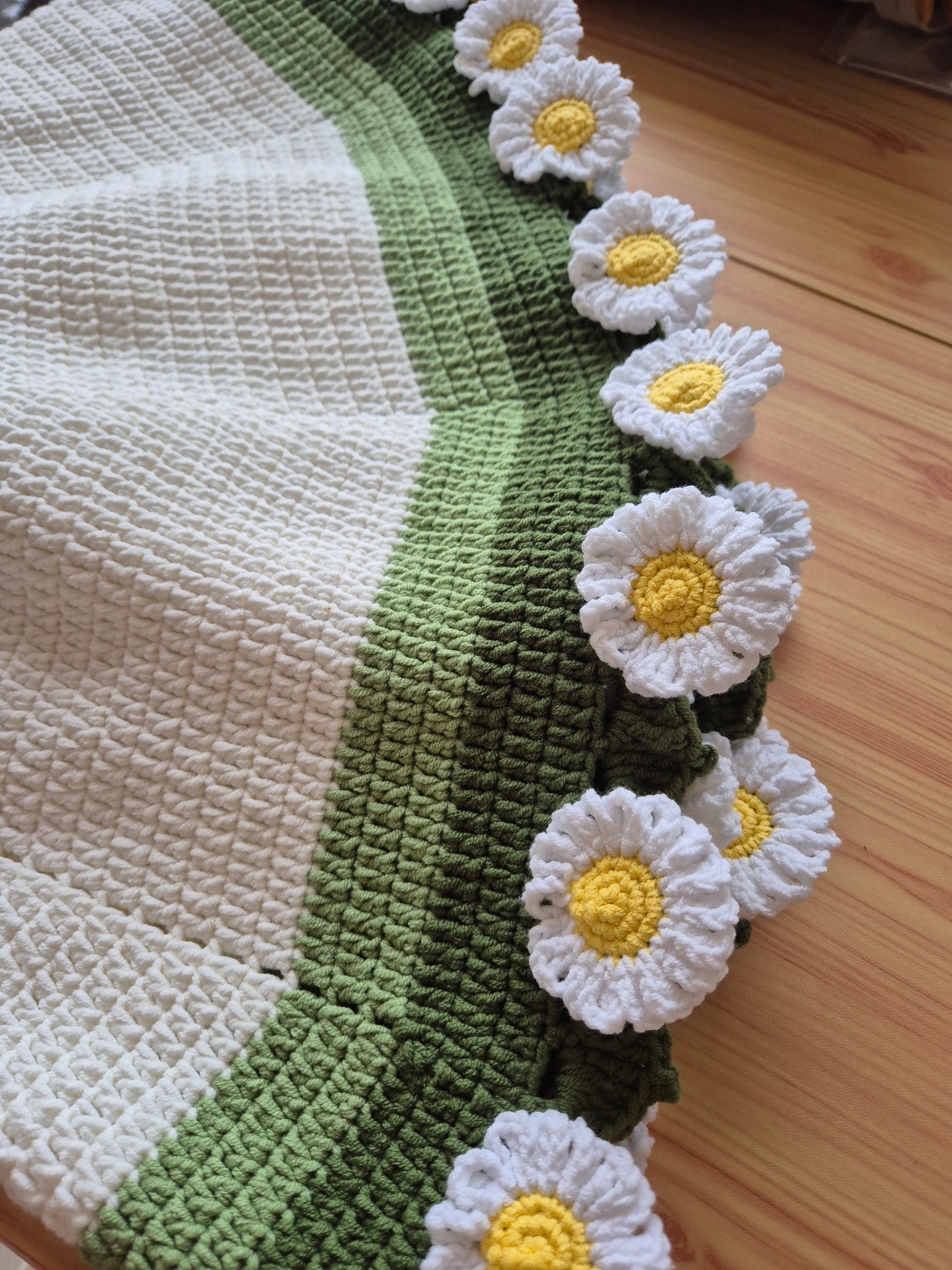 Daisy Flower Blanket