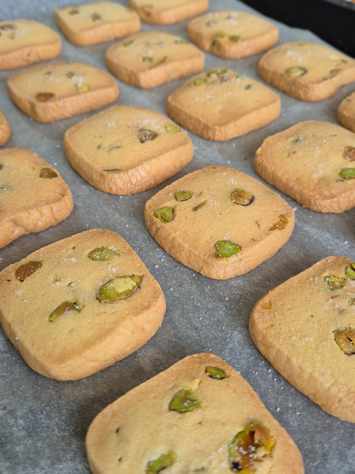 Sea Salt Pistachio Bottle